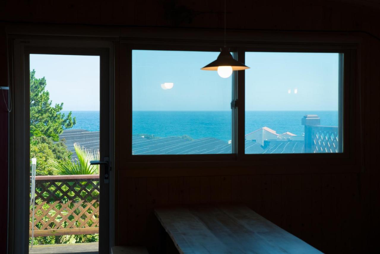 Jeju Sunflower Pension ซอกวีโพ ภายนอก รูปภาพ